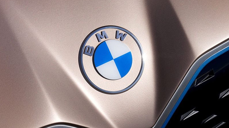 Cover image for timeline BMW